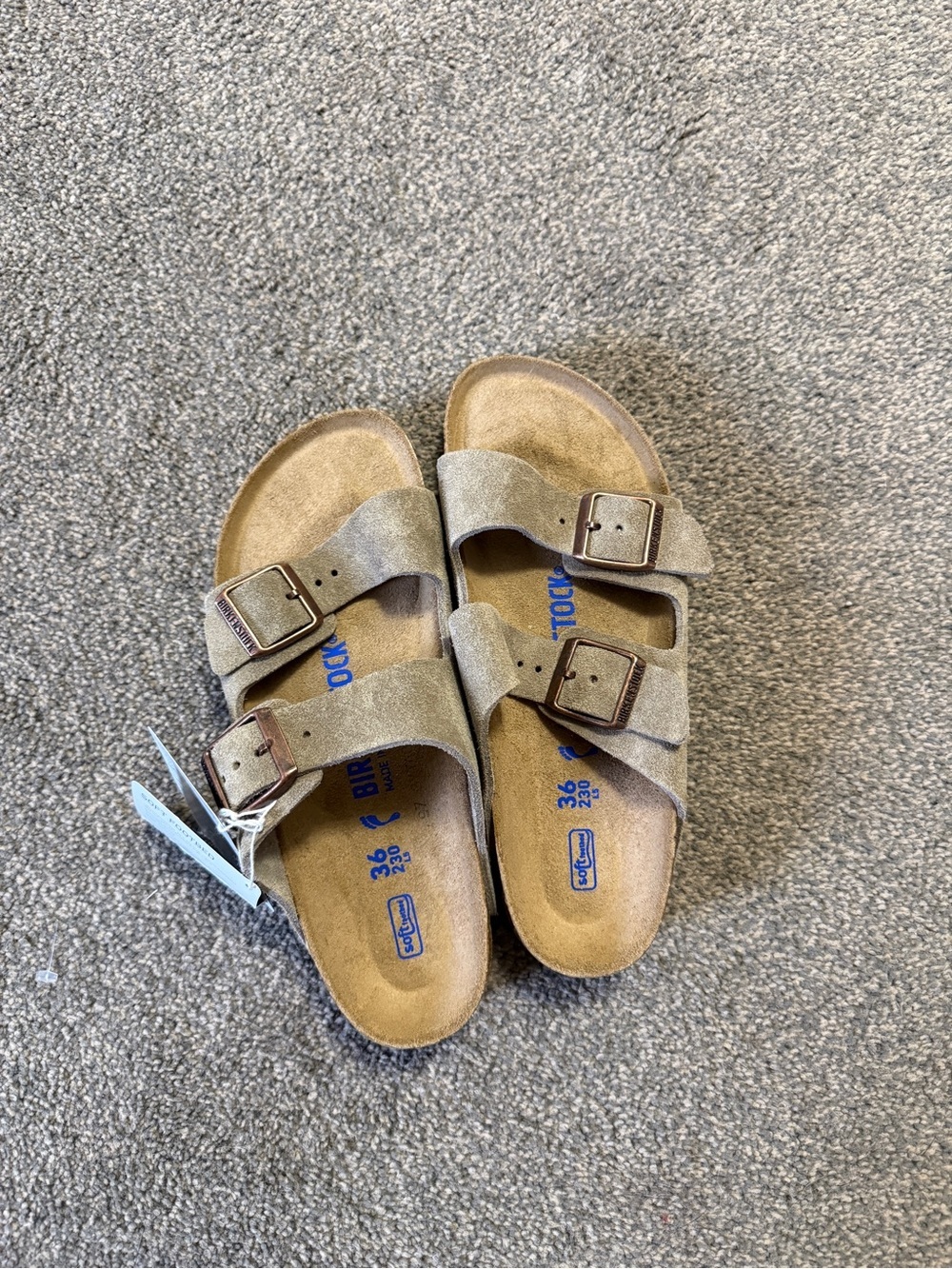 NWT Birkenstock Arizona Soft Footbed in Taupe size 36/ US Women 5- 5.5 - Picture 3 of 7